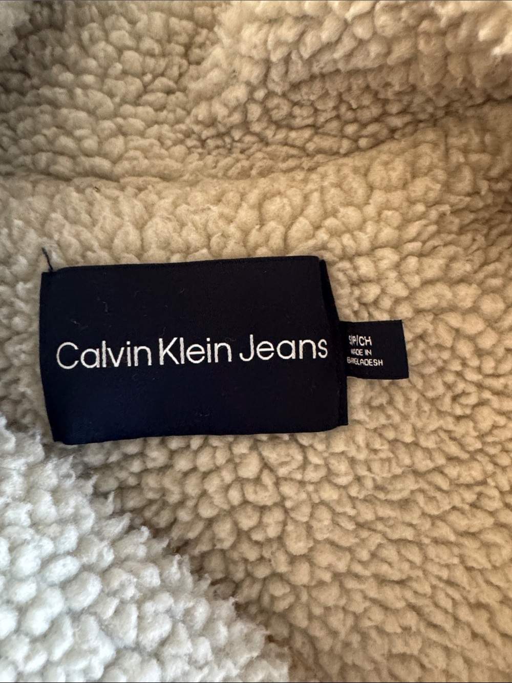 Calvin Klein Women’s Blue Denim Sherpa-Lined Jacket - Picture 2 of 4